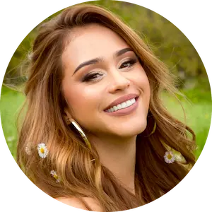 Yanet Garcia headshot 