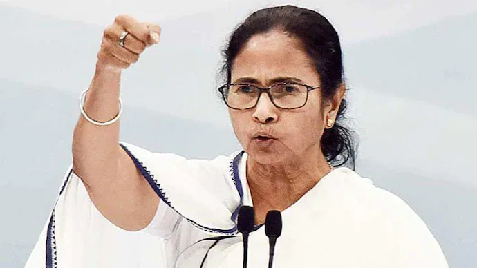 Mamata Banerjee speaking at an event in 2022.